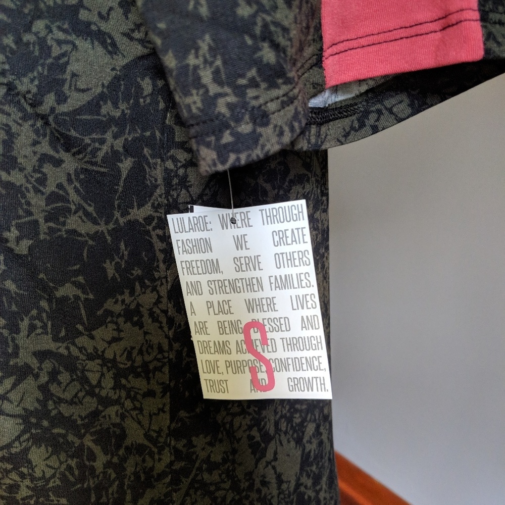 Lularoe Classic T